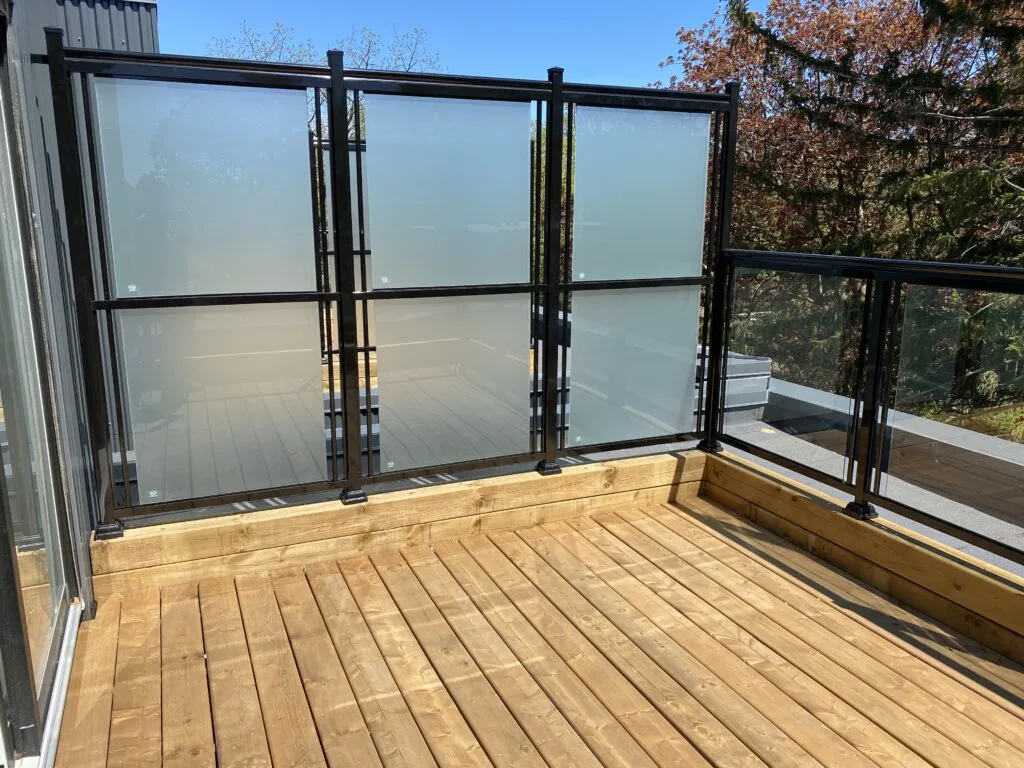 Deck railing — Choosing the right railing for your Colorado deck
